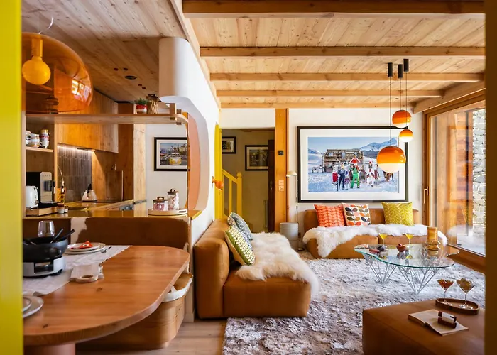 Chalet Three Bedroom Lemon Pit *