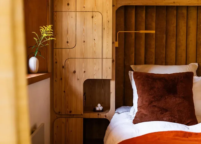 Three Bedroom Lemon Pit *